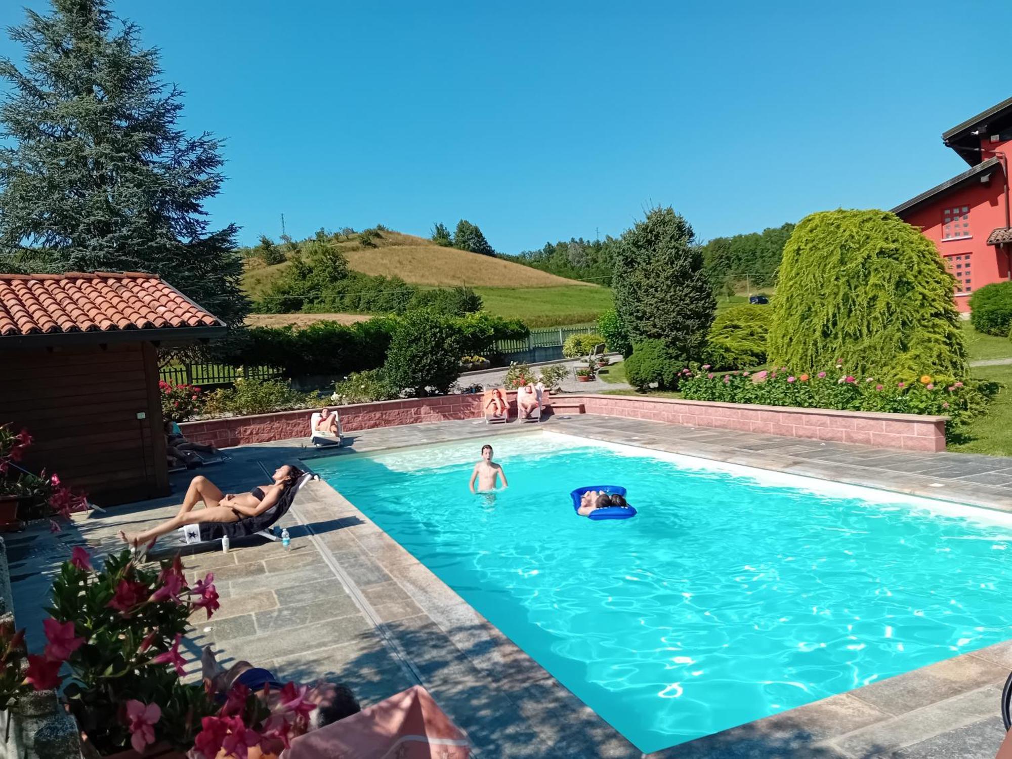 Mombasiglio L'Isola Dla Cerrea B&B 외부 사진